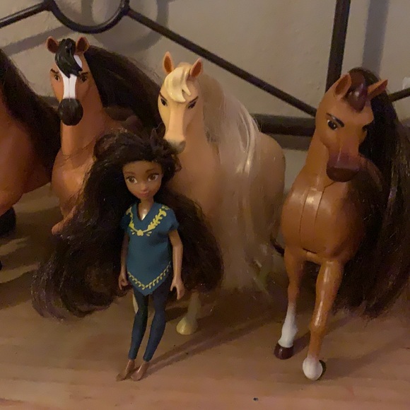 Lot of spirit horses and 1 rider - Picture 3 of 3